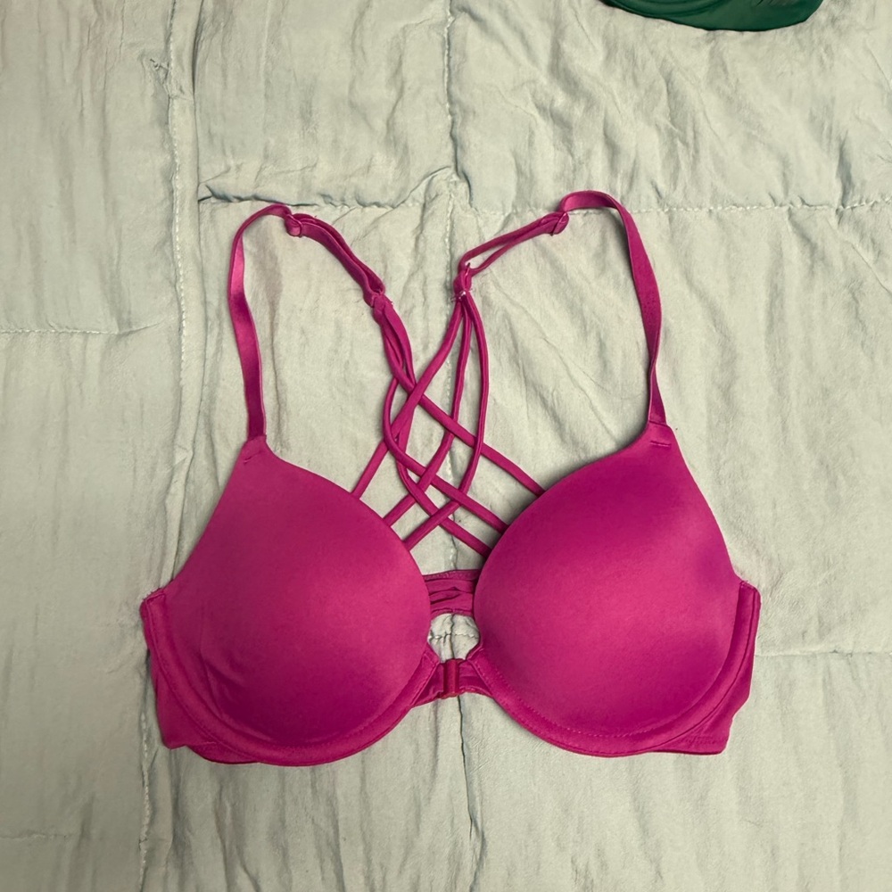 PINK Victoria's Secret Fuchsia Strappy Bra